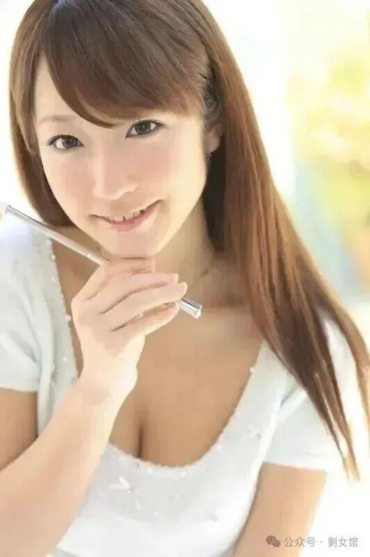 关于脸红的岳8一20章 - 脸红的岳8一20章